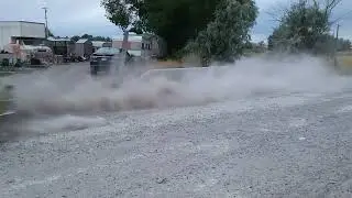 68 Ford Thunderbird first burnout after sitting 40 yrs! No brakes yet...