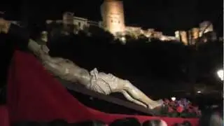 El Cristo de los Gitanos baja a Granada