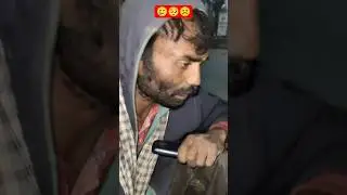 help poor man 🥺☹️ #song #arijitsingh #poor #poorman #drinks #vlog #minivlog #news #trendingshorts