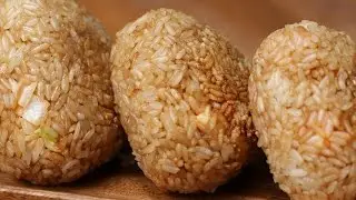 Sriracha Mayo Chicken Rice Balls