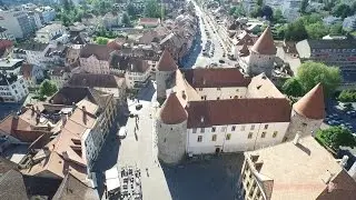 Yverdon-les-Bains, Ch&acirc;teau, Temple, Place Pestalozzi.