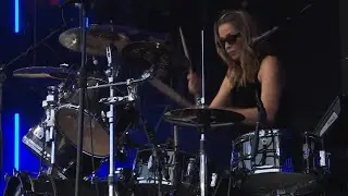 THE CORRS - I NEVER LOVED YOU ANYWAY - Isle of Wight Festival 20th June 2025