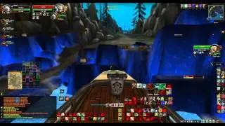World of Warcraft 3.3.5a (WotLK) - Molten-WoW - Fly hacking Paladin!