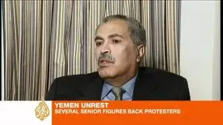 Yemen military figures switch sides