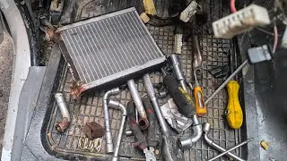 أسرار خطير 🔥 تغيير راديتور شوفاج تويوتا هايلوكس بلا ما تفك الطبلون ، تصليح كهرباء سيارات 