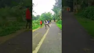 #santali #skating #reaction #publicreaction #viral #roads #girl #shorts