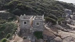 Point King Lighthouse Ruins