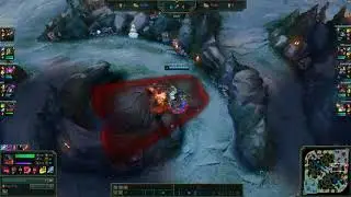Aatrox doesn't need a lane anymore // is it gold funneling? // league of legends