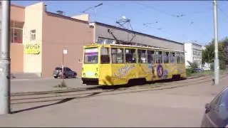 Watching the trams cross Prospekt Marx in Omsk on 7 July 2009 Pt 3