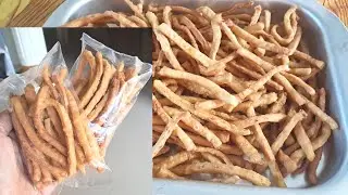 Jagung jangan cuma di rebus coba bikin camilan seperti ini kriuk gurih enak banget .