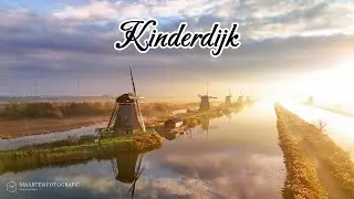 Molens op Kinderdijk in het morgenlicht