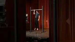 Bruce Lee, Amazing workout showcase