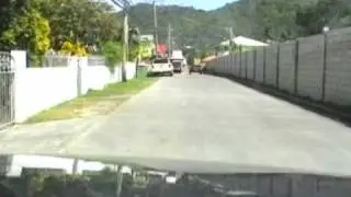 Carriacou - Driving through Hillsborough