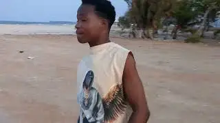 Ivanny ft Maya boy _-_umeniweza(official video)