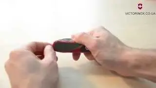 Victorinox EVOGRIP 2.5223.SC - видео обзор ножей Викторинокс