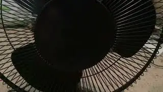 2022 Hampton Bay FT30-8MBA 12&rdquo; Table Fan