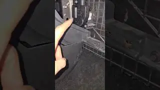 09 Dodge Ram 1500 driver side blend door actuator location