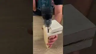 DIY tool to cut wood straight #easy #wood #cutting #trick