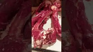 HARGA TULANG IGA SAPI RP 100.000 PERKILO, DI PASAR PLAZA BARU CILEDUG. MENJELANG 4 HARI IDUL FITRI.