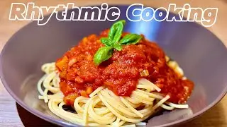 Salsa al pomodoro in 4/4 | Rhythmic cooking su Eine Kleine Nachtmusik di Mozart