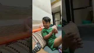 ZOHAN NE KYA KYA BOLA SUN K HASI AA JAYGI... AAJ KAL K BACHCHE  ADVANCE HAI..!! 