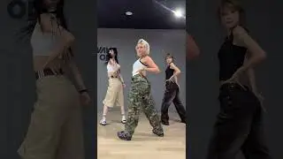IZNA for the &lsquo;Anthem&rsquo; dance challenge