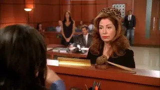 Desperate Housewives - Susan and Katherine in court