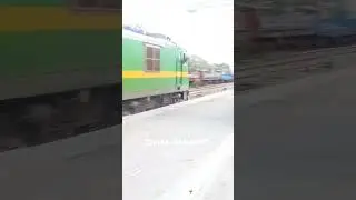 train running status live🚂🚃#shorts #shortsvideo #bhartiya_rail #ytshorts #viral