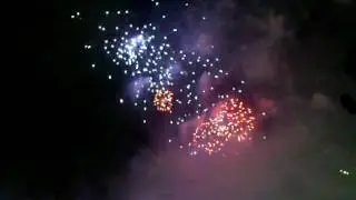 Spore Fireworks Display on 1 Jan 2010.AVI