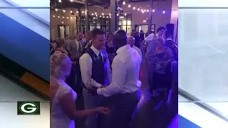 Donald Driver crashes Green Bay couple's wedding reception