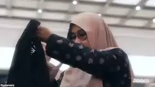Diskusi Panel : 