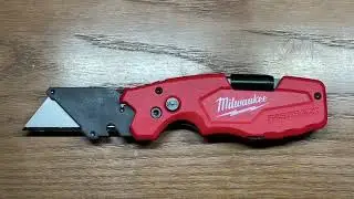 Milwaukee FastBack 6 In 1 - Blade Storage
