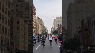 #rollerskating with #bikes #cyclist #skating #rollerblading #newyork #nyc