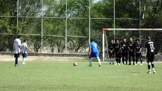 GOL DE TIRO LIBRE DE C&Eacute;SAR G&Oacute;MEZ DE ARSENAL LOMA BONITA
