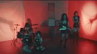 Ruïnosa y las Strippers de Rahola - Una llamada de Satanás (VIDEOCLIP)
