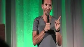 RisingCon Spain 2011 Sebastian Roche panel 