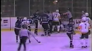 Apr 17, 1990 Scott Gruhl vs Scott Shaunessy Muskegon Lumberjacks vs Fort Wayne Komets IHL
