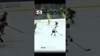 Carpenter to Romarino as he's driving on the 2 on 1 opportunity!
