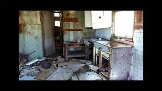 Mining in Dixie Valley, Nevada--buildings, mine, prospects
