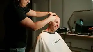 Barber cuts Toronto music legend Shawn Desman at History