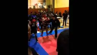 Juan Carlos Vera (Vale todo) vs Eleazar Cabeza (Kickboxing) TORNEO GRAN DRAGON 2013