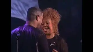 Roberta Flack - The Closer I Get To You