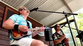 The Lazy Leis perform Blackbird live at Fortitude Brewery, Mt Tamborine - September 2020.