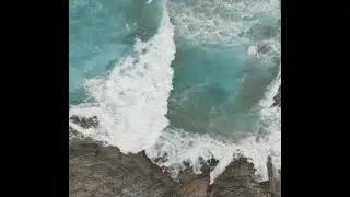 Relax and unwind with turquoise waves