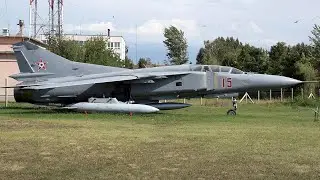 Rare Historic JET AIRPLANE ENGINES Start Up After Years – Amazing! 6