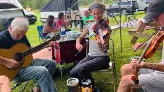 Kennedy Creek Georgia Oldtime Music Festival, Suches - happy fiddlers jammin