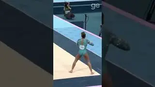 Rebeca Andrade &eacute; Ouro!!! Veja como Simone Billes assiste a Receba. #shorts #olimpiadas #brasil