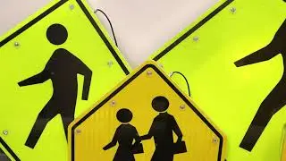 Solar Thingz' Crosswalk Signs