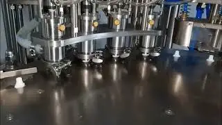 Rotary 4 nozzle spout pouch energy drinks, juice filling capping machine