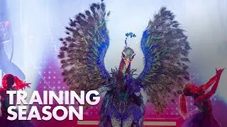 Pauw - &lsquo;Training Season&rsquo; | The Masked Singer | Seizoen 5 | VTM